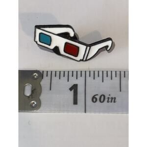 3D Movie Glasses Pin Brooch5